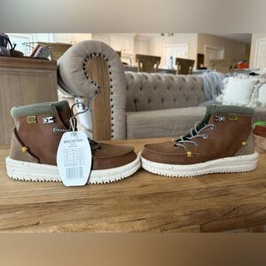 Hey Dude Youth Bradley Brown Leather-Look High-Top Sneakers size 4